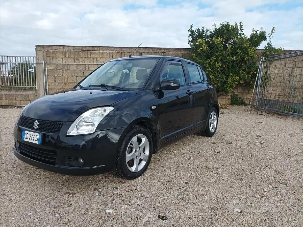 Usata Suzuki Swift GLX 92 CV (67 kW) 2007 Nero Utilitaria