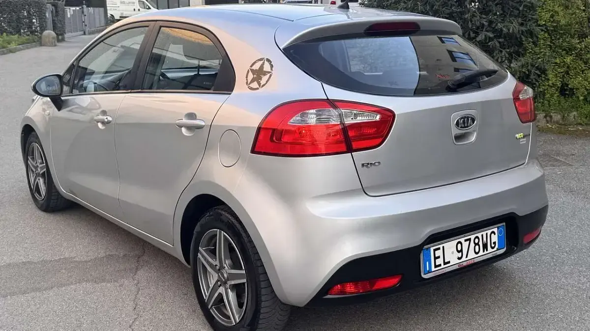 Usata Kia Rio EX 75 CV (55 kW) 2012 Other Berlina