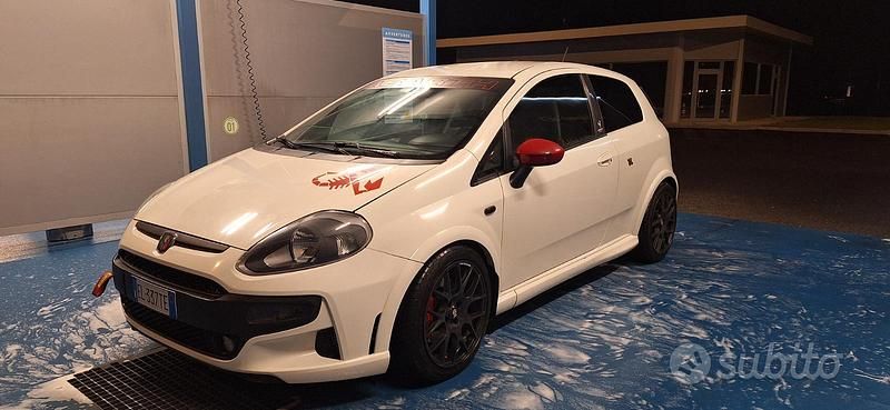Usata Abarth Punto 210 CV (154 kW) 2012 Bianco Utilitaria