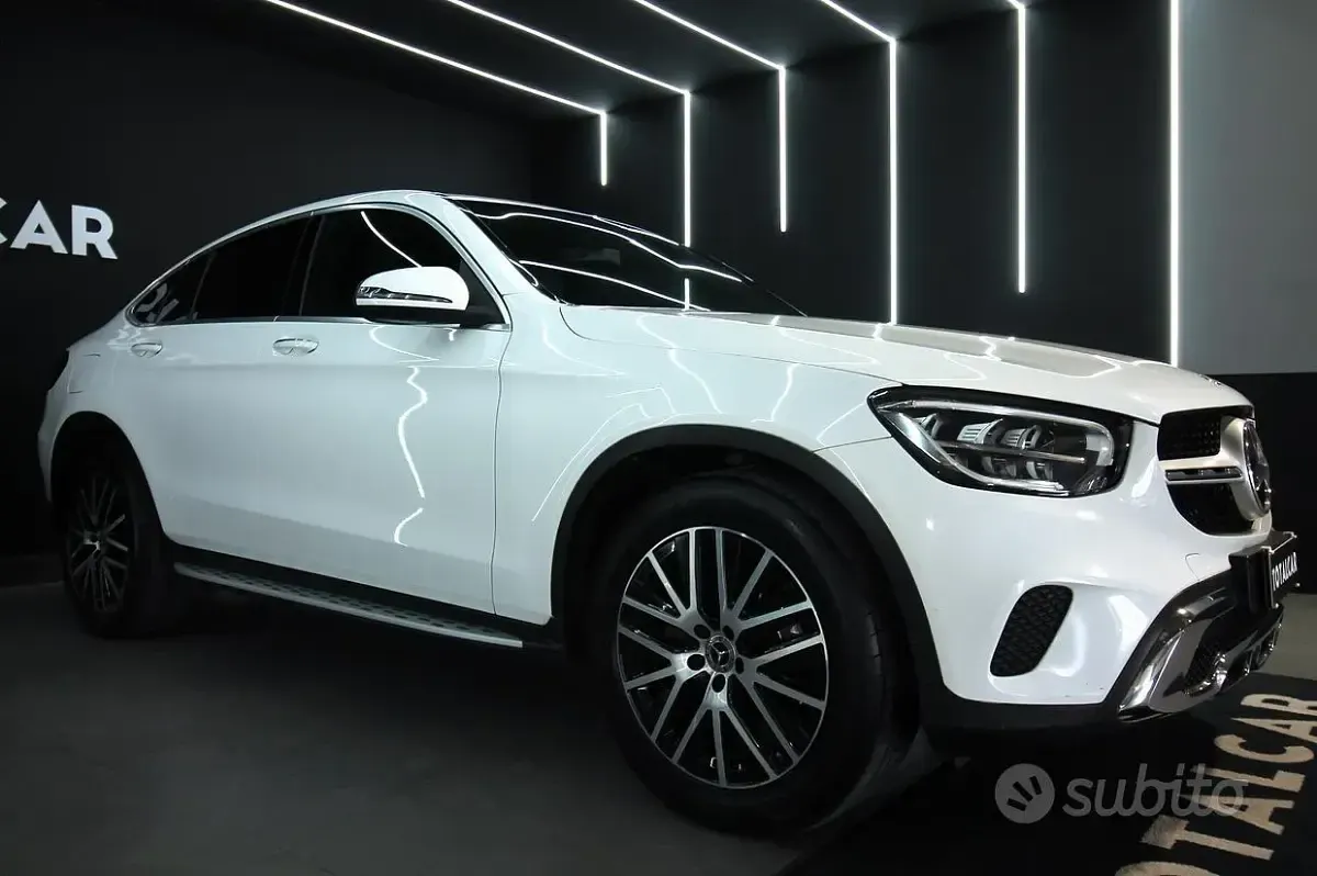Usata Mercedes GLC200 Premium Plus 163 CV (119 kW) 2020 Bianco SUV