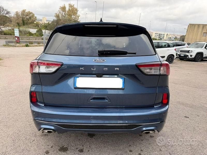Usata Ford Kuga ST-Line 120 CV (88 kW) 2021 Blu SUV