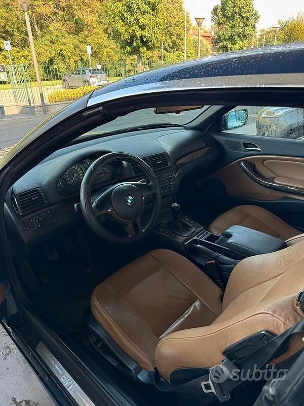 Usata BMW 318 Cabriolet 143 CV (105 kW) 2002 Cabrio
