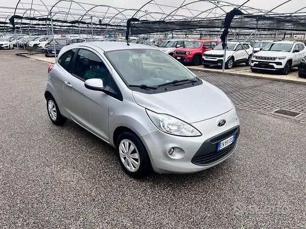 Usata Ford Ka Plus 69 CV (50 kW) 2012 Argento(met.) Utilitaria