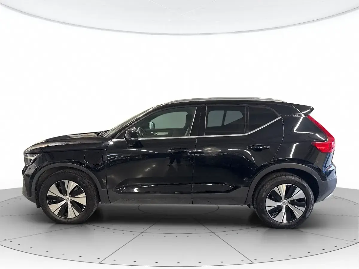 Usata Volvo XC40 Core 129 CV (94 kW) 2022 Nero SUV