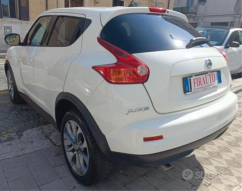 Usata Nissan Juke Tekna 110 CV (80 kW) 2013 Bianco SUV