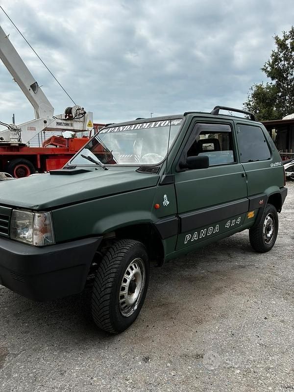Usata Fiat Panda 4x4 50 CV (36 kW) 1997 Verde Utilitaria