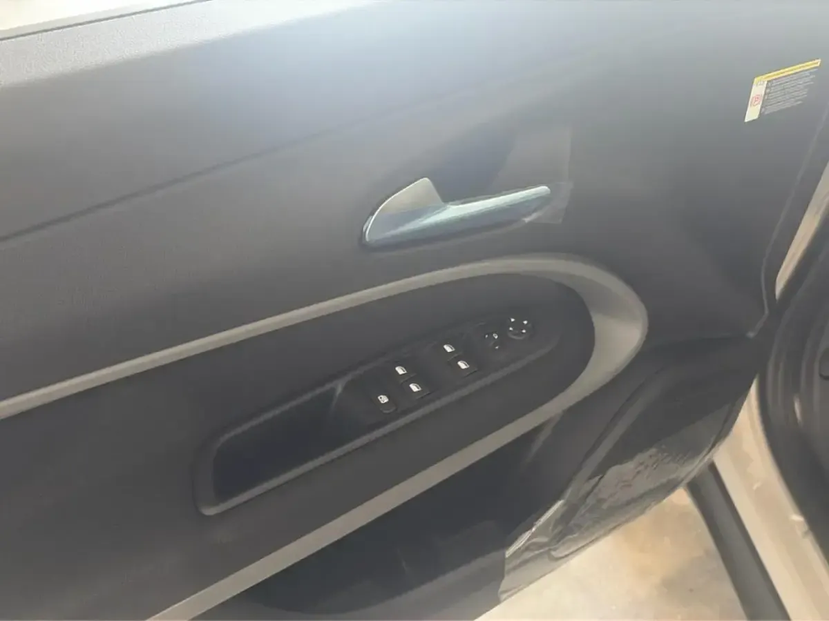 Nuova Jeep Avenger Longitude 110 CV (80 kW) 2026 Beige SUV