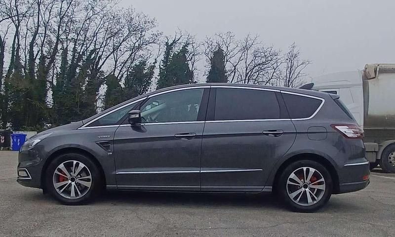 Usata Ford S-MAX Vignale 150 CV (110 kW) 2018 Grigio Monovolume