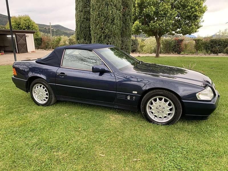 Usado Mercedes SL280 193 CV (141 kW) 1994 Azul Descapotable