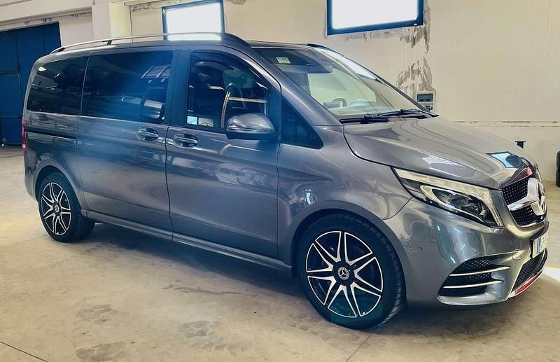 Usata Mercedes V250 190 CV (139 kW) 2019 Grigio Monovolume