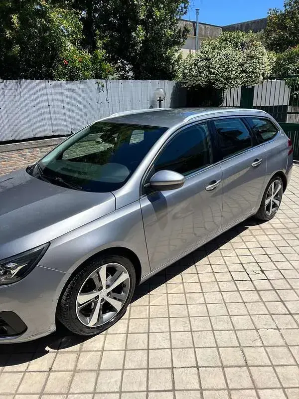Usata Peugeot 308 SW Allure 131 CV (96 kW) 2018 Station wagon