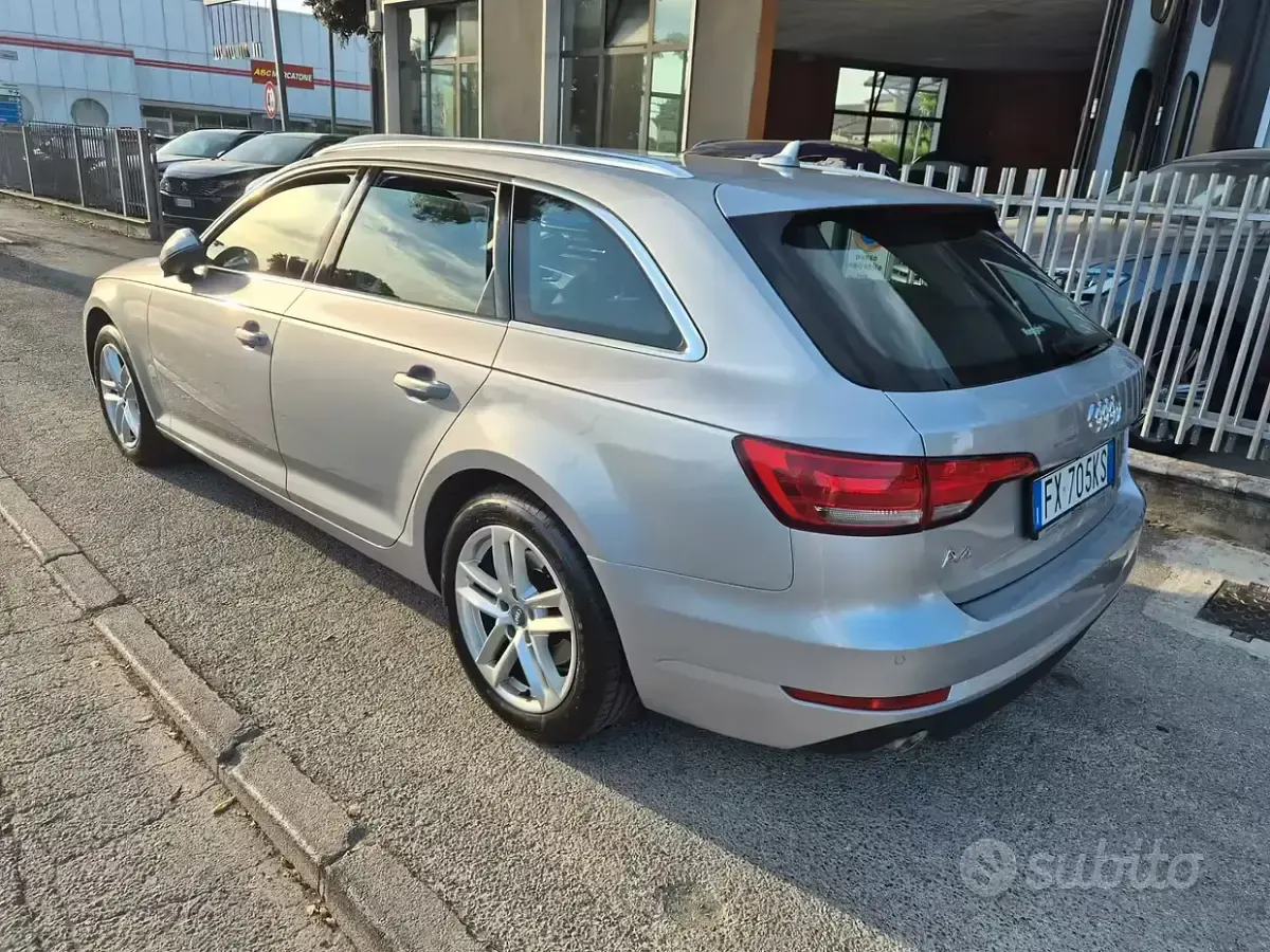 Usata Audi A4 Business 150 CV (110 kW) 2018 Grigio Station wagon