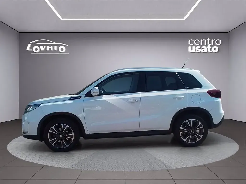 Usata Suzuki Vitara 129 CV (94 kW) 2023 Bianco SUV