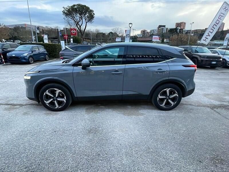 Usata Nissan Qashqai N-Connecta 140 CV (102 kW) 2022 Grigio SUV