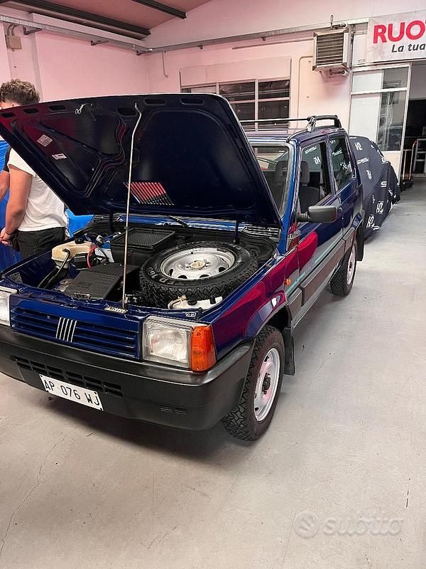 Usata Fiat Panda 4x4 Club 54 CV (39 kW) 1998 Blu Utilitaria