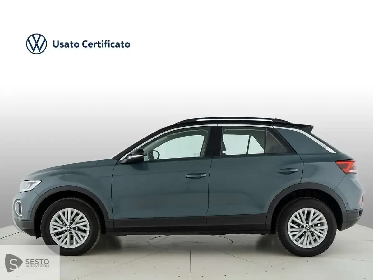 Usata VW T-Roc Life 116 CV (85 kW) 2025 Blu SUV