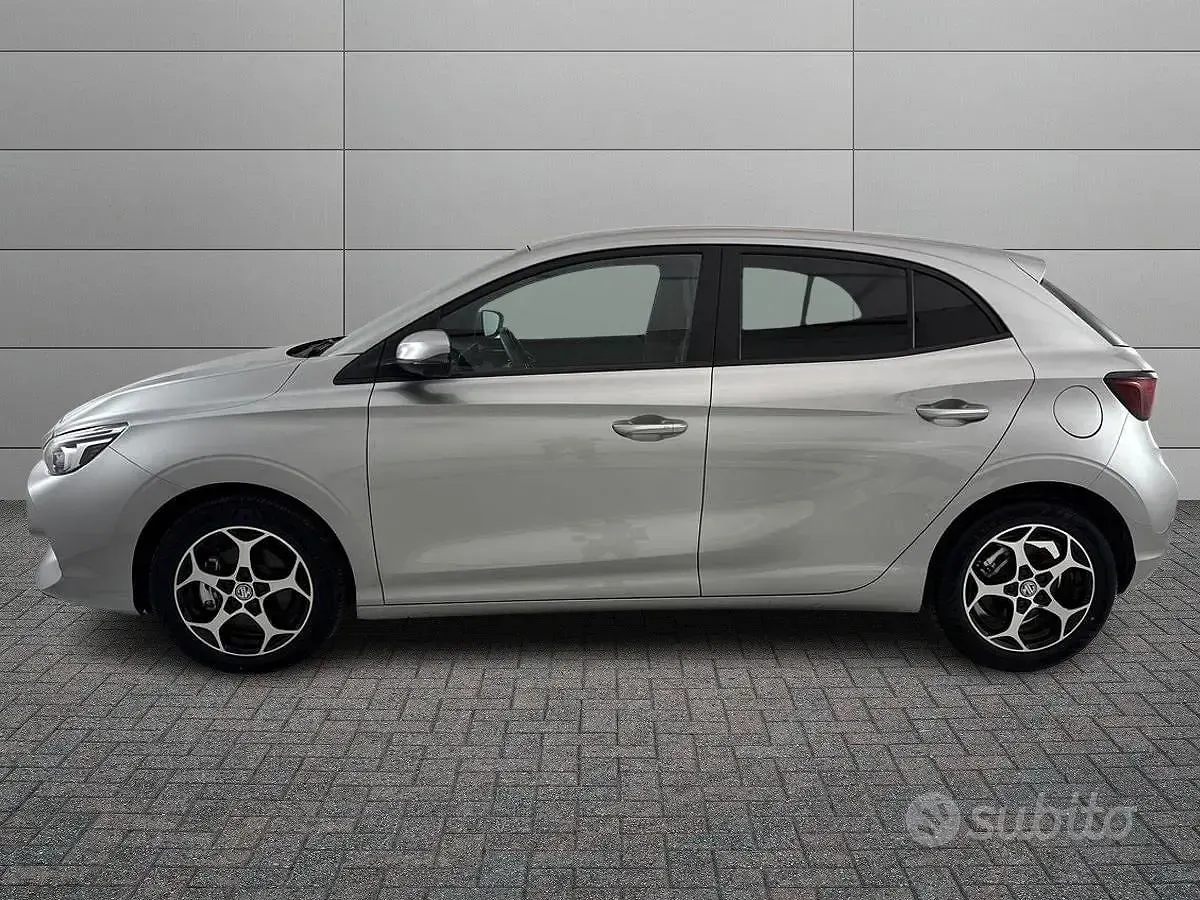 Usata MG MG3 Luxury 102 CV (75 kW) 2025 Grigio Utilitaria