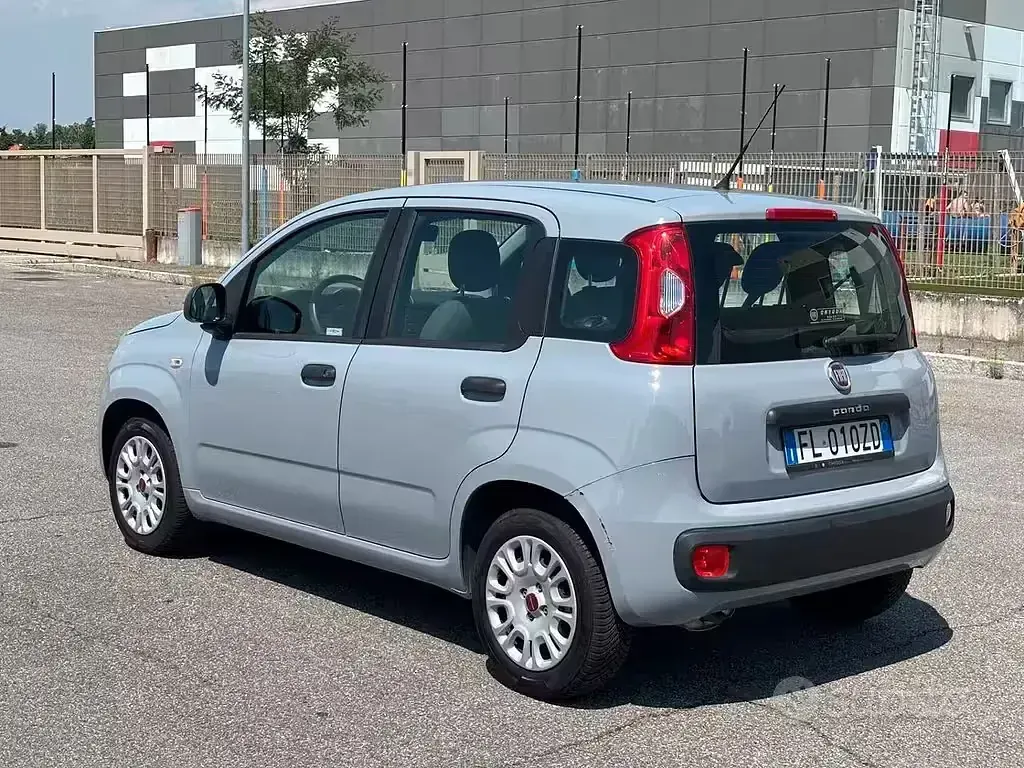 Usata Fiat Panda 69 CV (50 kW) 2017 Grigio Utilitaria