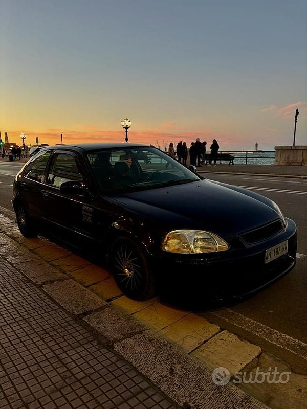 Usata Honda Civic 1998 Utilitaria