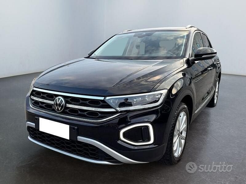 Usata VW T-Roc Life 150 CV (110 kW) 2022 Nero SUV