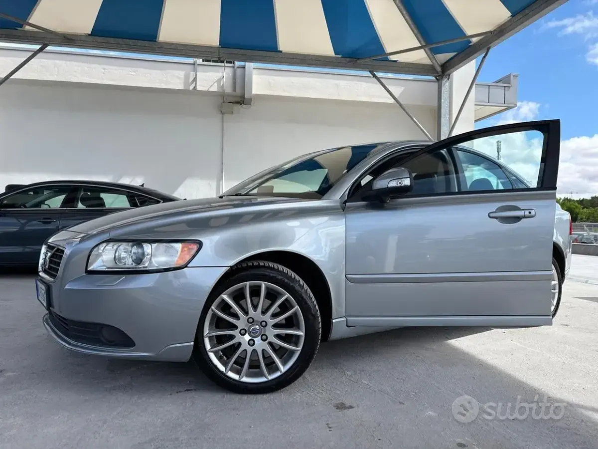 Usata Volvo S40 Summum 136 CV (100 kW) 2009 Berlina