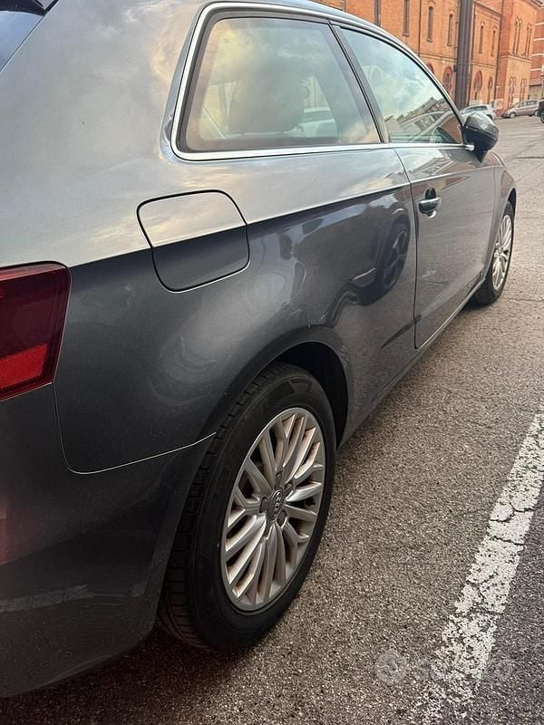 Usata Audi A3 Ambition 122 CV (89 kW) 2013 Grigio Berlina