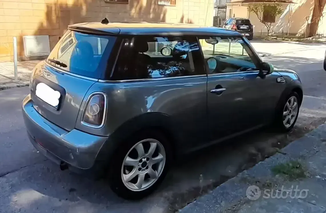 Usado Mini Cooper 75 HP (55 kW) 2010 Cinzento Citadino
