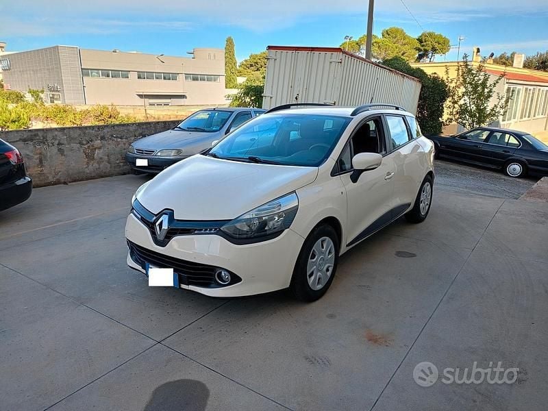 Usata Renault Clio GrandTour 73 CV (53 kW) 2015 Beige Station wagon