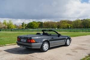Begagnad Mercedes SL600 394 HK (289 kW) 1995 Svart Cab