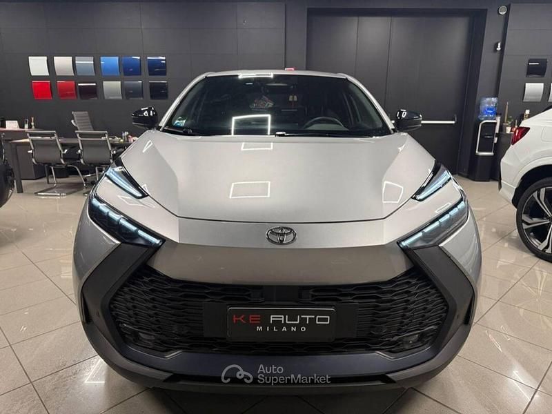Usata Toyota C-HR Trend 98 CV (72 kW) 2025 Argento SUV