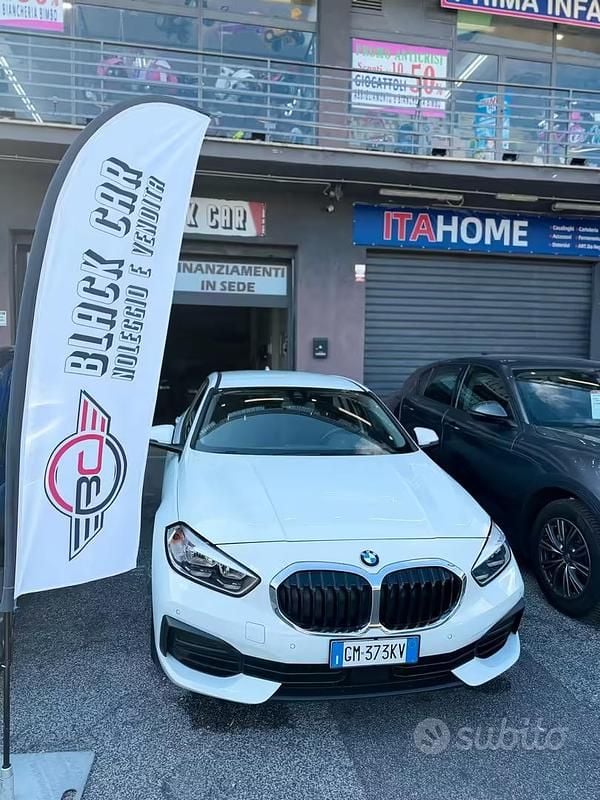 Usata BMW 116 Advantage 115 CV (84 kW) 2022 Bianco Utilitaria
