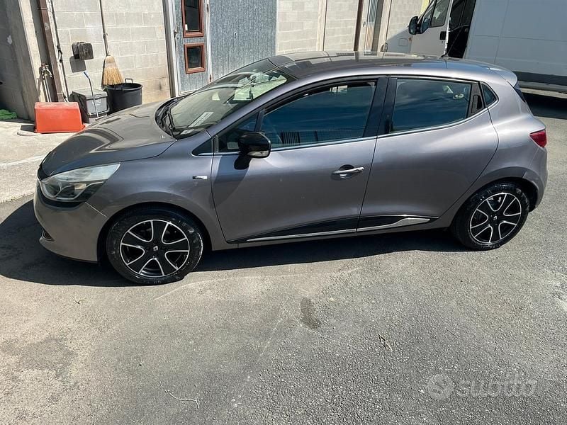 Usata Renault Clio IV 75 CV (55 kW) 2016 Grigio Berlina
