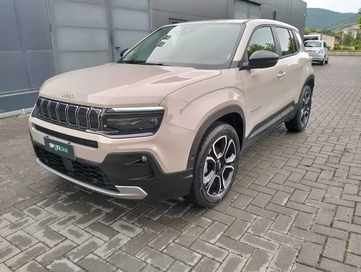 Usata Jeep Avenger Summit 101 CV (74 kW) 2025 SUV