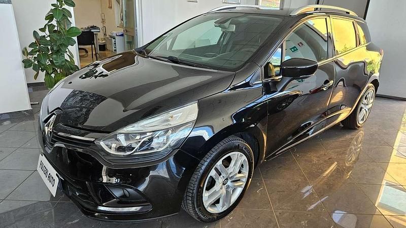 Usata Renault Clio GrandTour Intens 90 CV (66 kW) 2017 Nero Station wagon