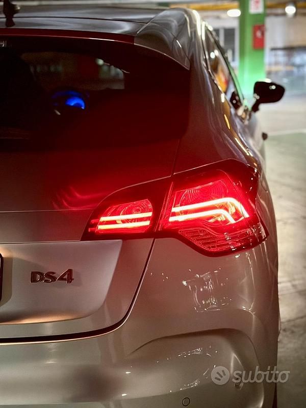 Usata Citroën DS4 150 CV (110 kW) 2015 Grigio Utilitaria