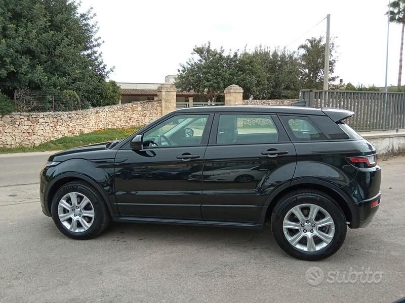 Usata Land Rover Range Rover evoque SE Dynamic 150 CV (110 kW) 2017 Nero SUV