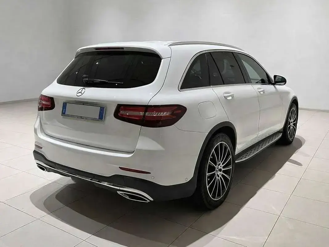 Usata Mercedes GLC250 Premium 204 CV (150 kW) 2018 Bianco SUV
