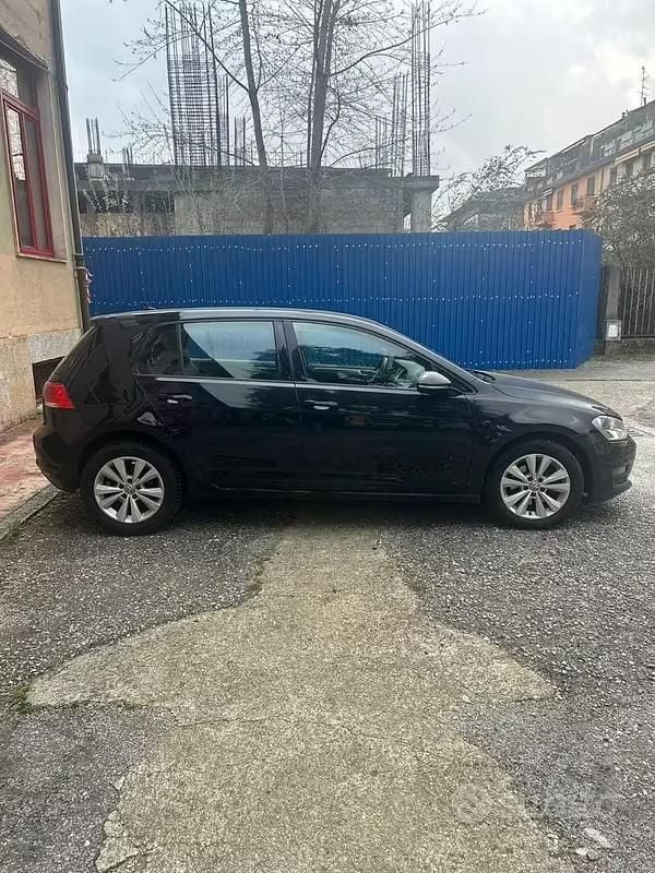 Usata VW Golf VII 110 CV (80 kW) 2017 Nero Berlina
