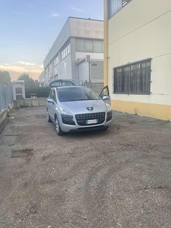 Usata Peugeot 3008 Active 111 CV (81 kW) 2011 Station wagon