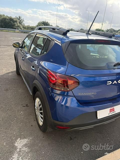 Usata Dacia Sandero Expression 101 CV (74 kW) 2023 Blu Berlina