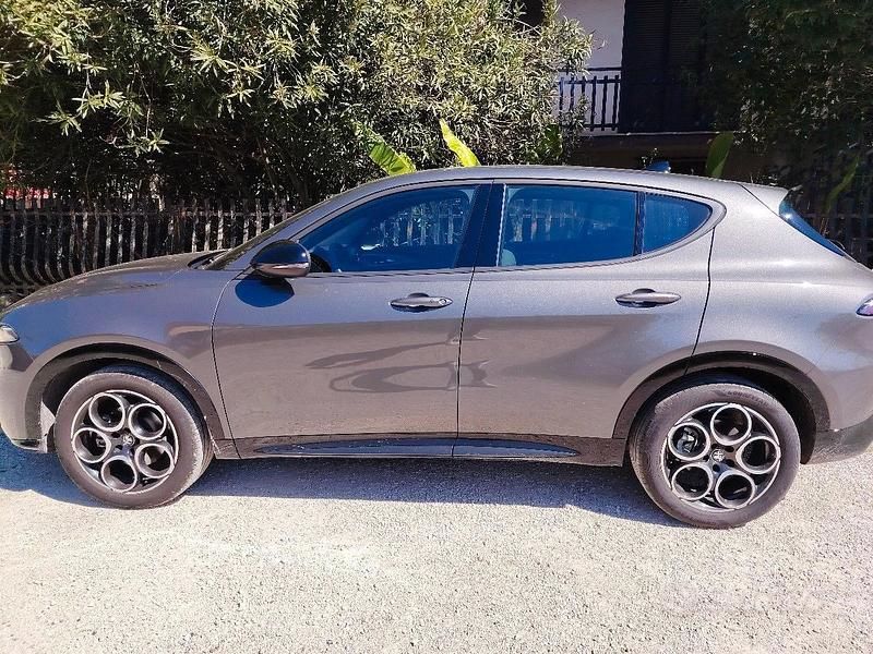 Usata Alfa Romeo Tonale 130 CV (95 kW) 2025 SUV
