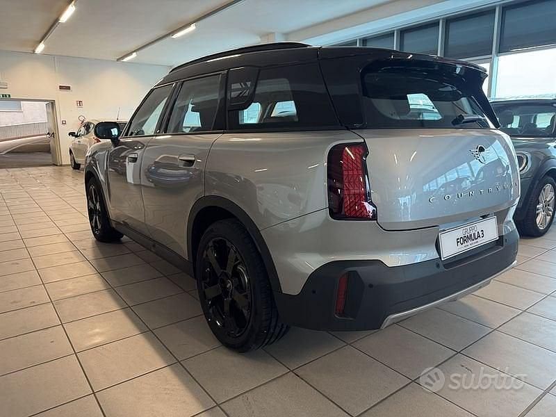 Usata Mini Countryman Favoured 170 CV (125 kW) 2025 Grigio SUV