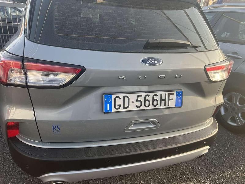 Usata Ford Kuga Business Edition 120 CV (88 kW) 2021 Argento SUV