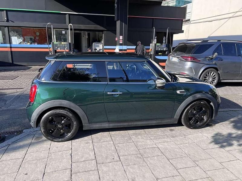 Usata Mini ONE 75 CV (55 kW) 2017 Verde Utilitaria