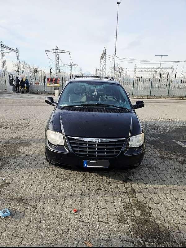 Usata Chrysler Voyager 143 CV (105 kW) 2006 Monovolume