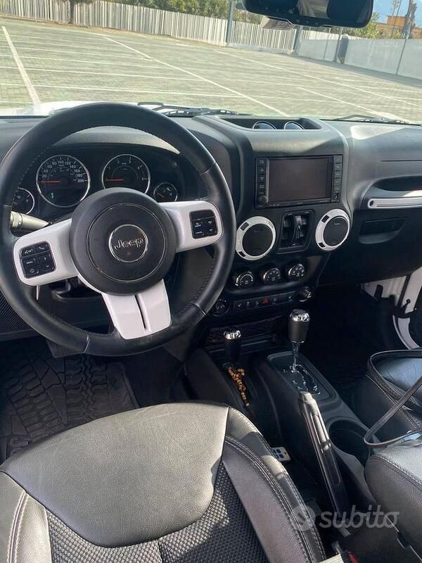 Usata Jeep Wrangler 200 CV (147 kW) 2015 Bianco SUV