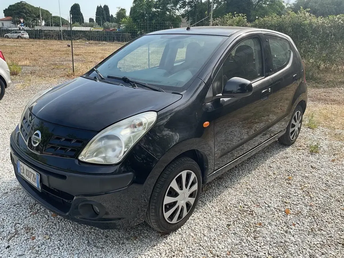 Usata Nissan Pixo 68 CV (50 kW) 2010 Nero Utilitaria