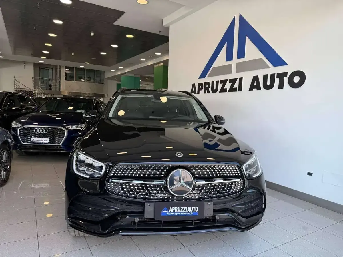 Usata Mercedes GLC300 Premium 194 CV (142 kW) 2021 Nero SUV