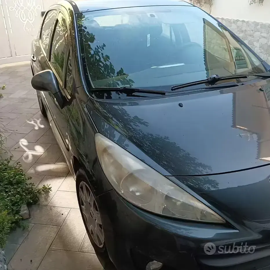 Usata Peugeot 207 73 CV (53 kW) 2012 Grigio Berlina