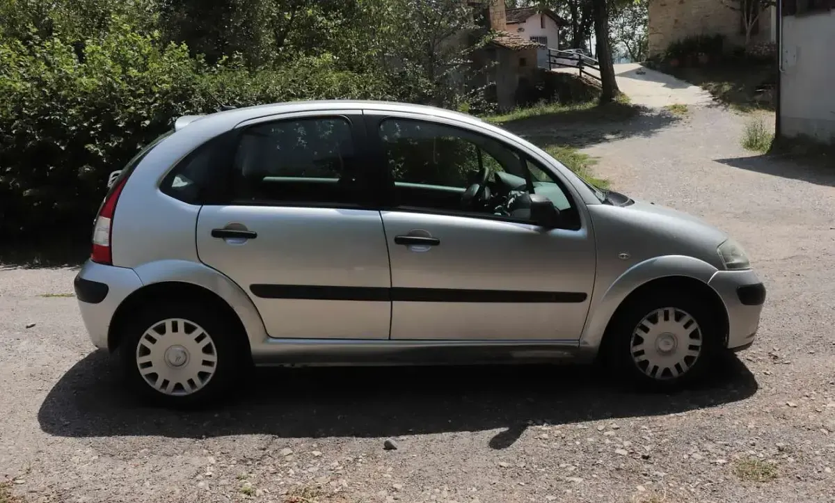 Usata Citroën C3 Elegance 60 CV (44 kW) 2008 Argento Berlina